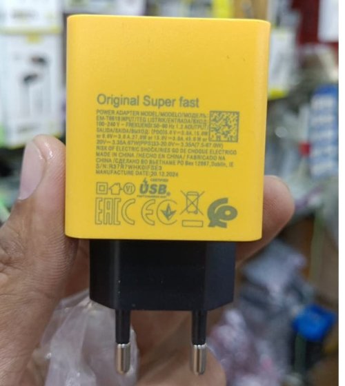 Original Super Fast Power Adapter with USB Charging Output